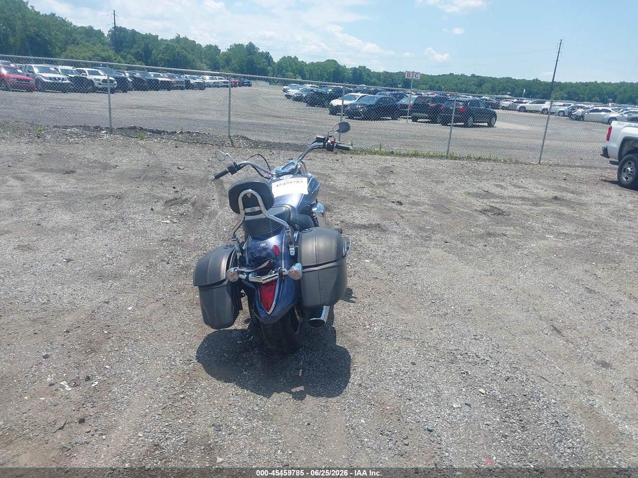 2015 YAMAHA XVS1300 CT/CTB · 6/11