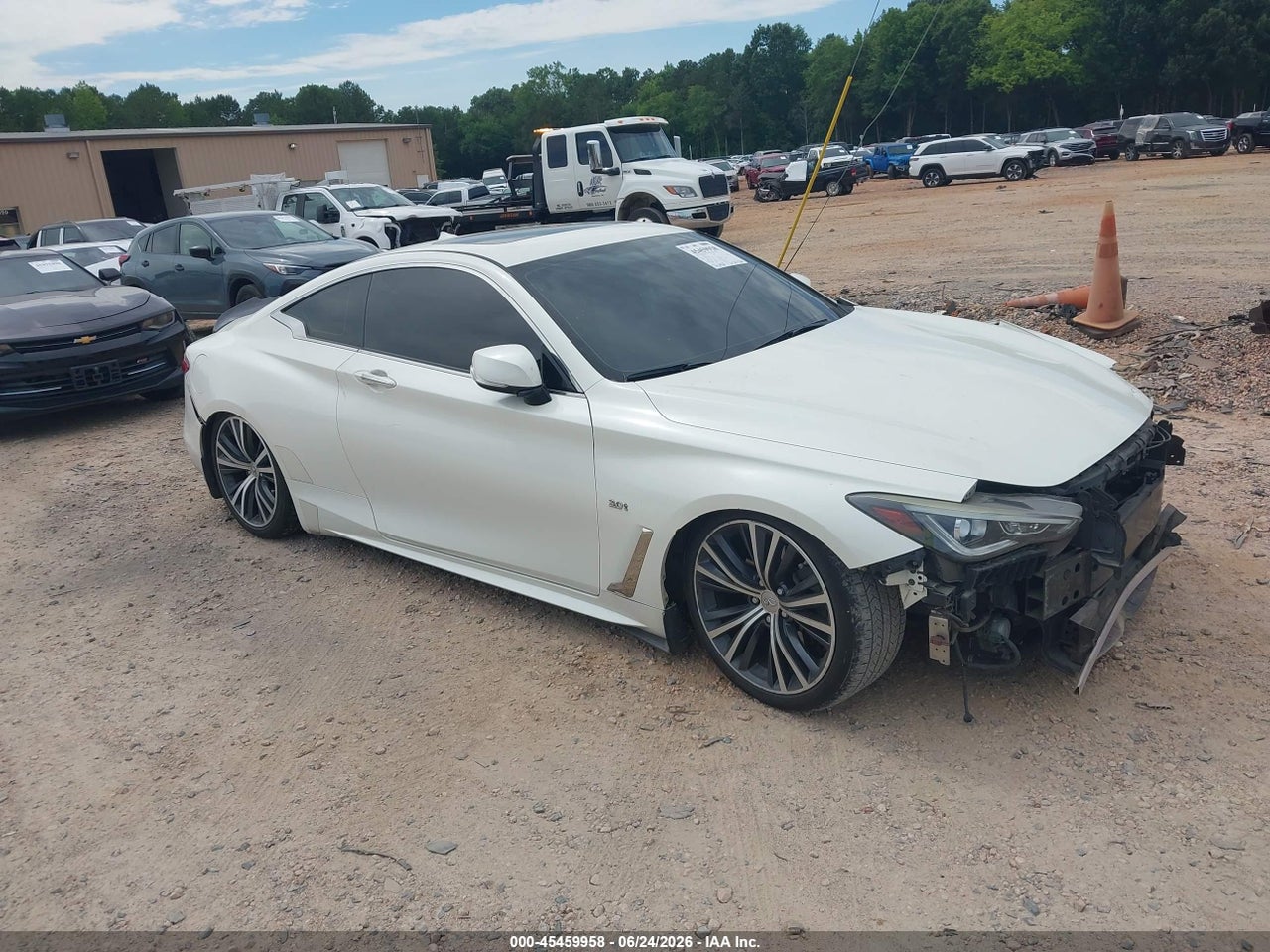 JN1EV7EK6HM****** · 2017 INFINITI Q60 3.0T PREMIUM