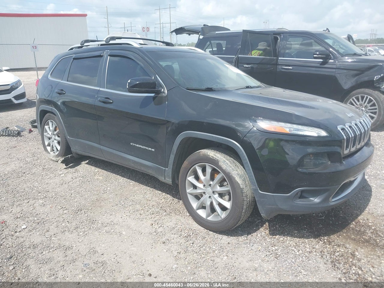 1C4PJLDB5JD****** · 2018 JEEP CHEROKEE LIMITED FWD