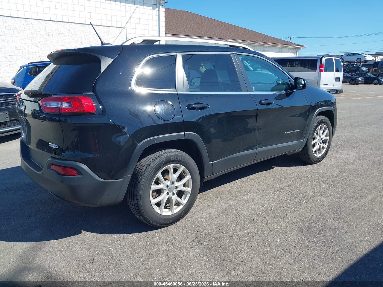 2018 JEEP CHEROKEE LATITUDE 4X4 · 4/11