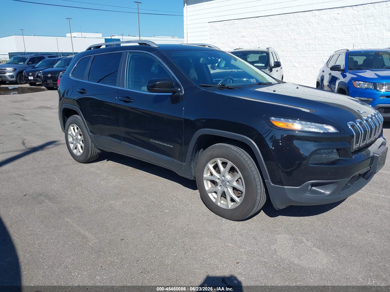 1C4PJMCB9JD****** · 2018 JEEP CHEROKEE LATITUDE 4X4