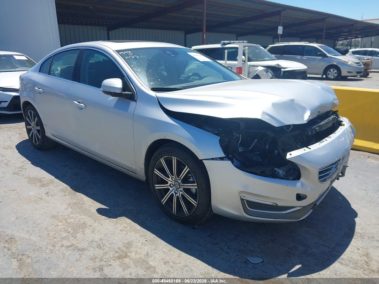 LYV402HK6JB****** · 2018 VOLVO S60 INSCRIPTION T5
