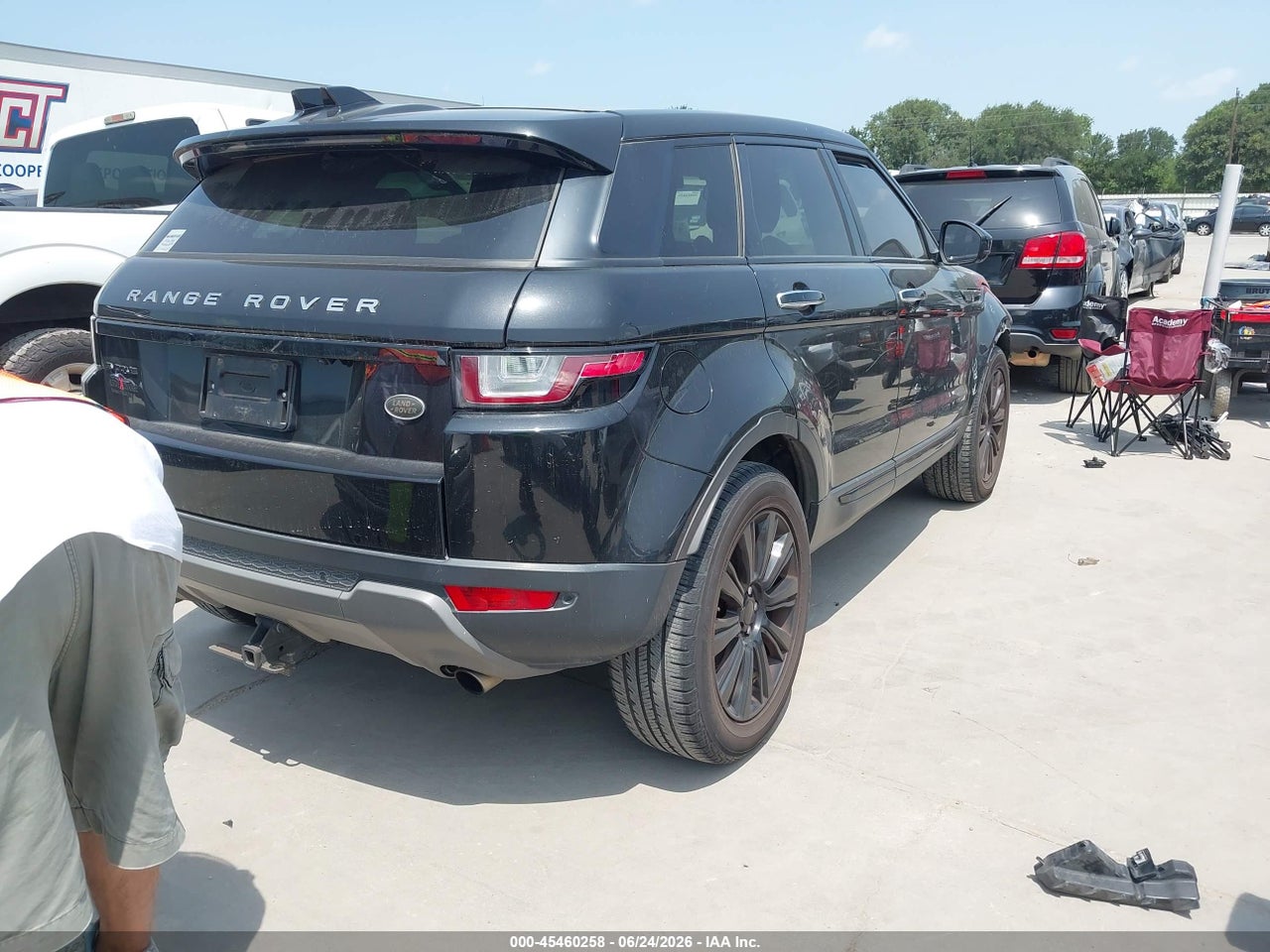 SALVR2BG7HH****** · 2017 LAND ROVER RANGE ROVER EVOQUE HSE · 4/11