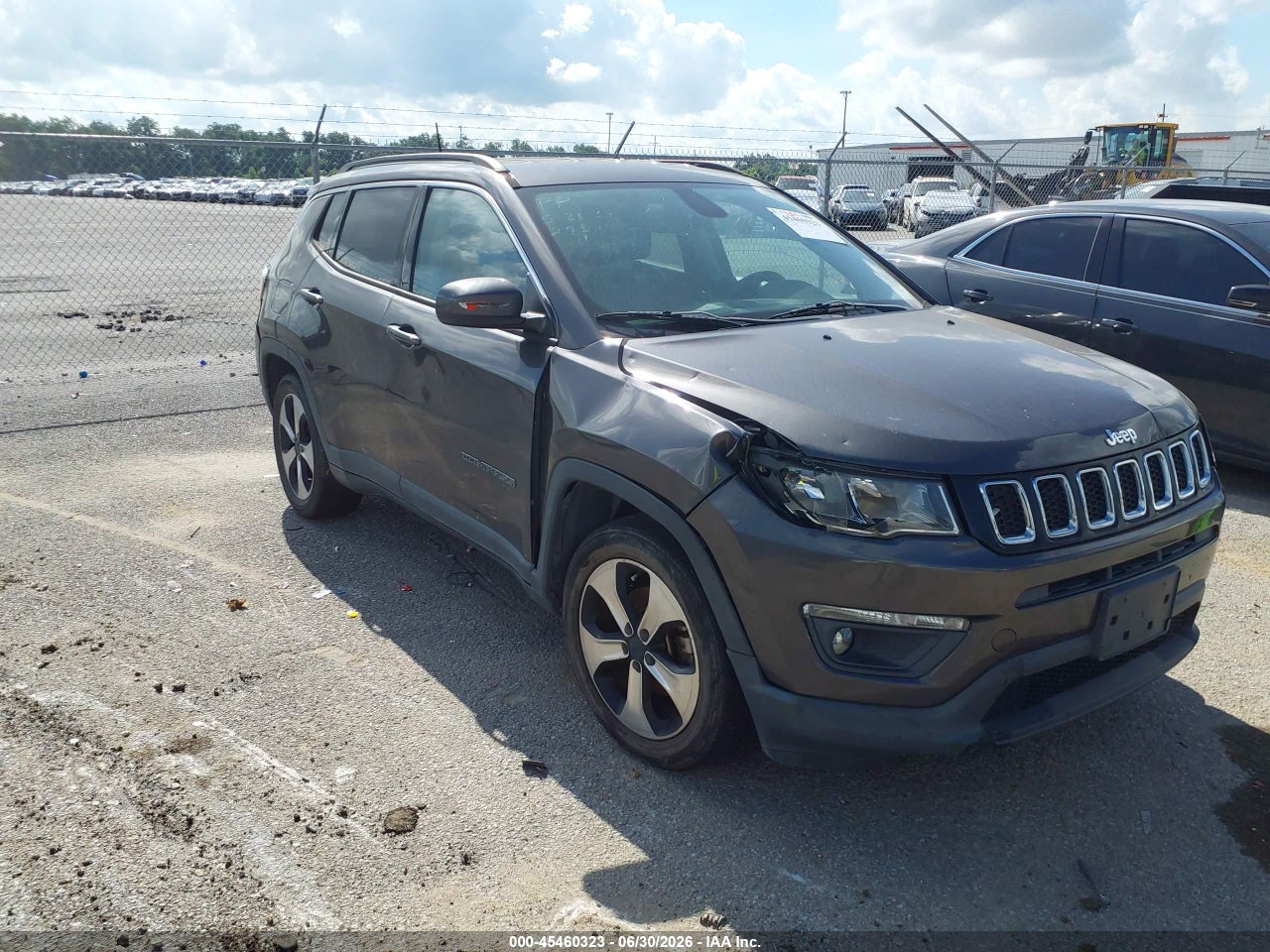 3C4NJCBB9HT****** · 2017 JEEP COMPASS LATITUDE