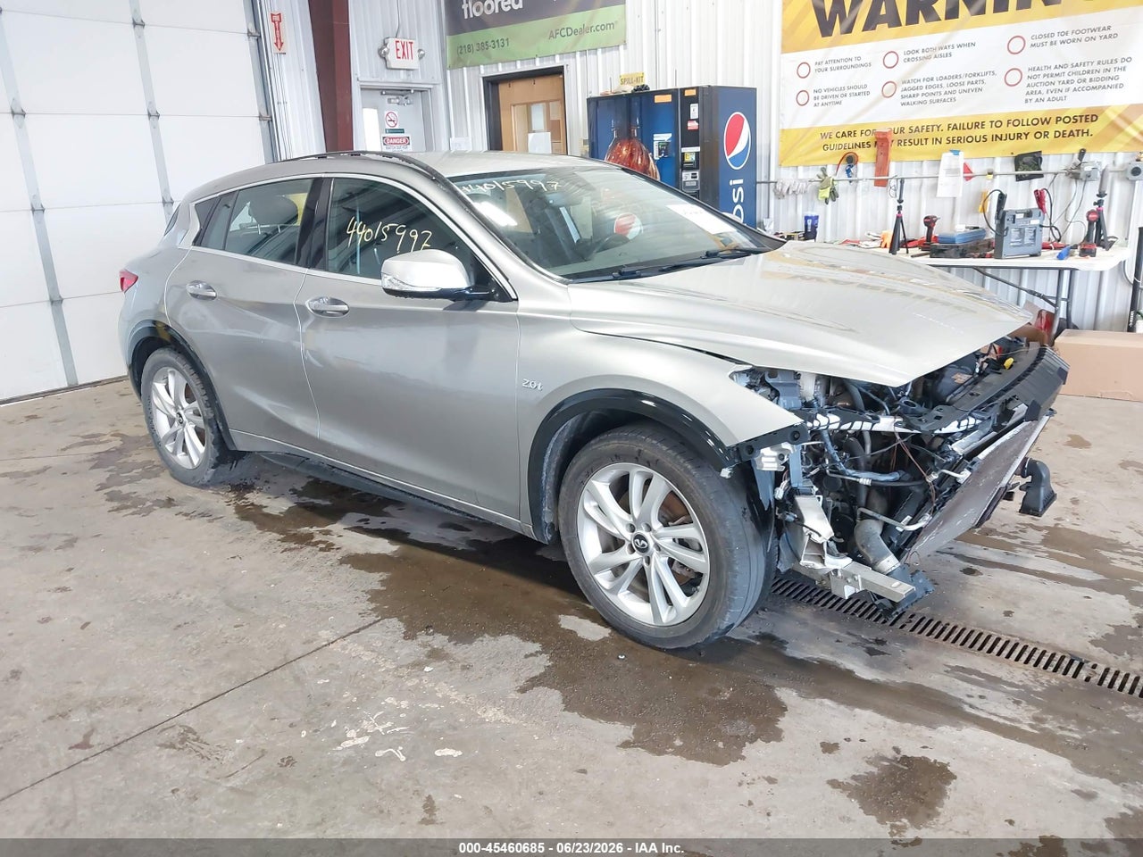 SJKCH5CP2HA****** · 2017 INFINITI QX30