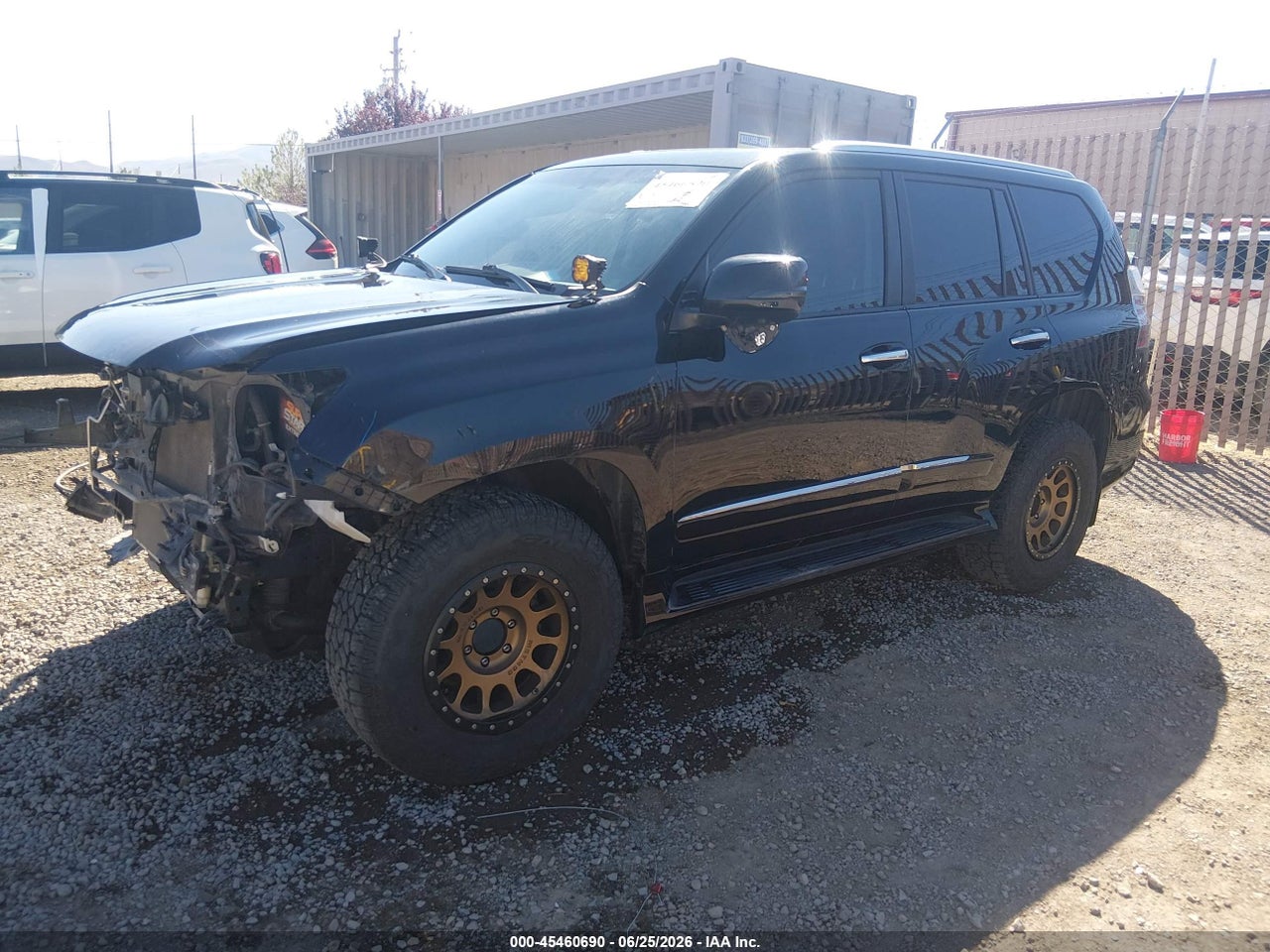 2016 LEXUS GX 460   · 2/11