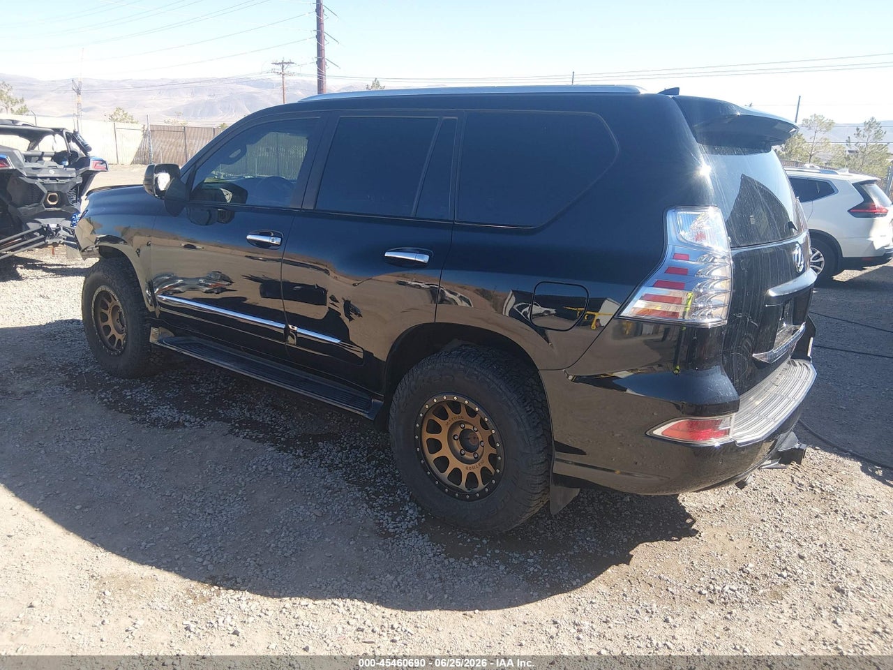 2016 LEXUS GX 460   · 3/11