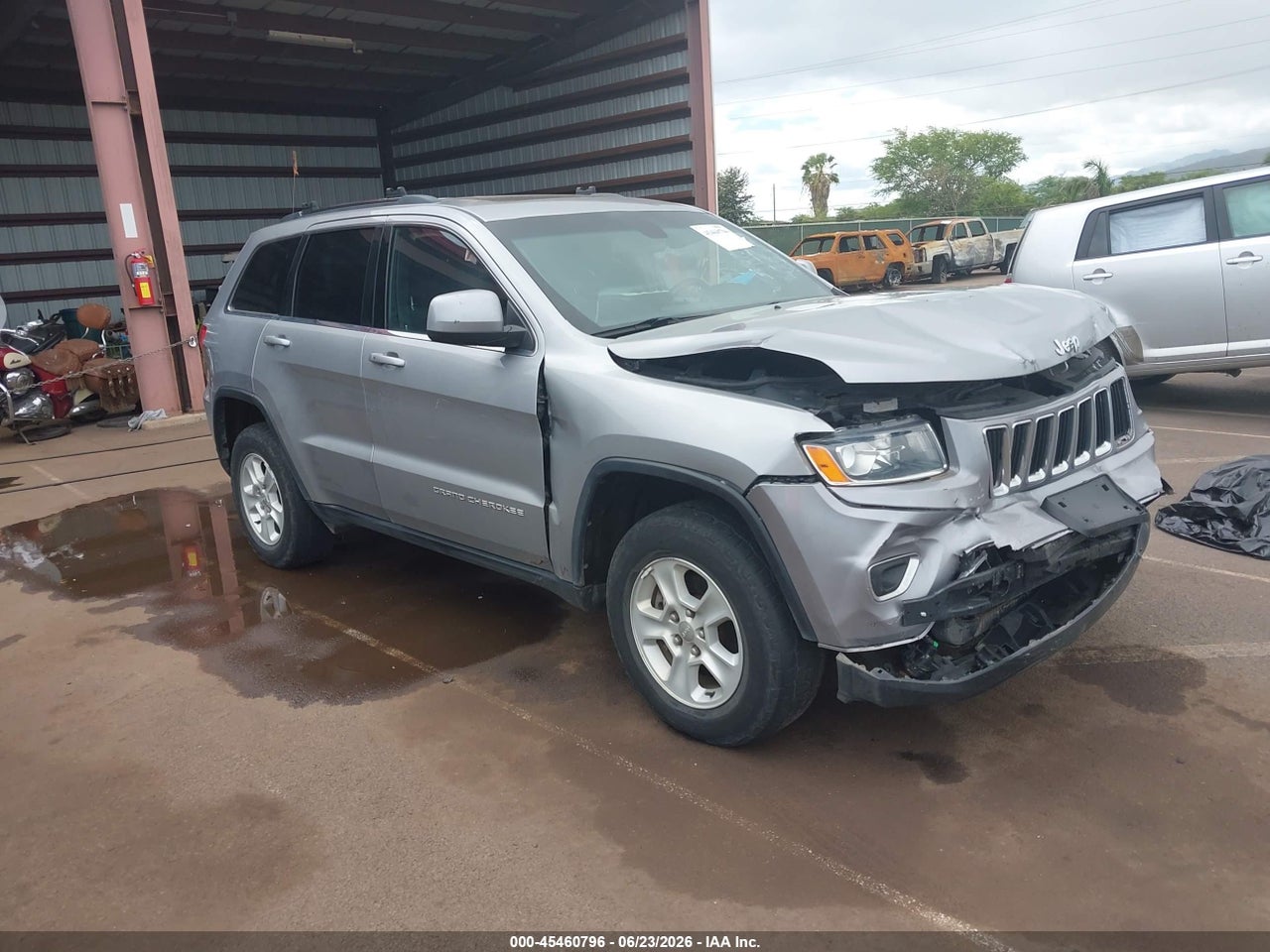 1C4RJFAG1FC****** · 2015 JEEP GRAND CHEROKEE LAREDO