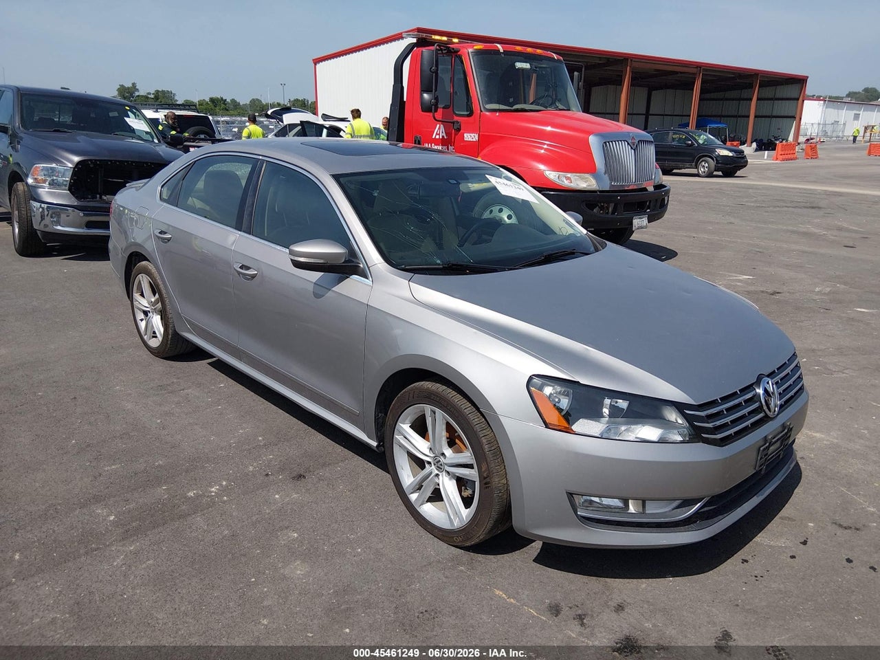 1VWCN7A38DC****** · 2013 VOLKSWAGEN PASSAT 2.0L TDI SEL PREMIUM