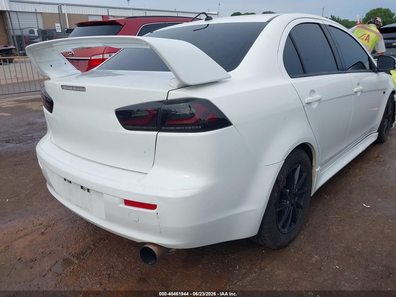 2015 MITSUBISHI LANCER ES · 4/11