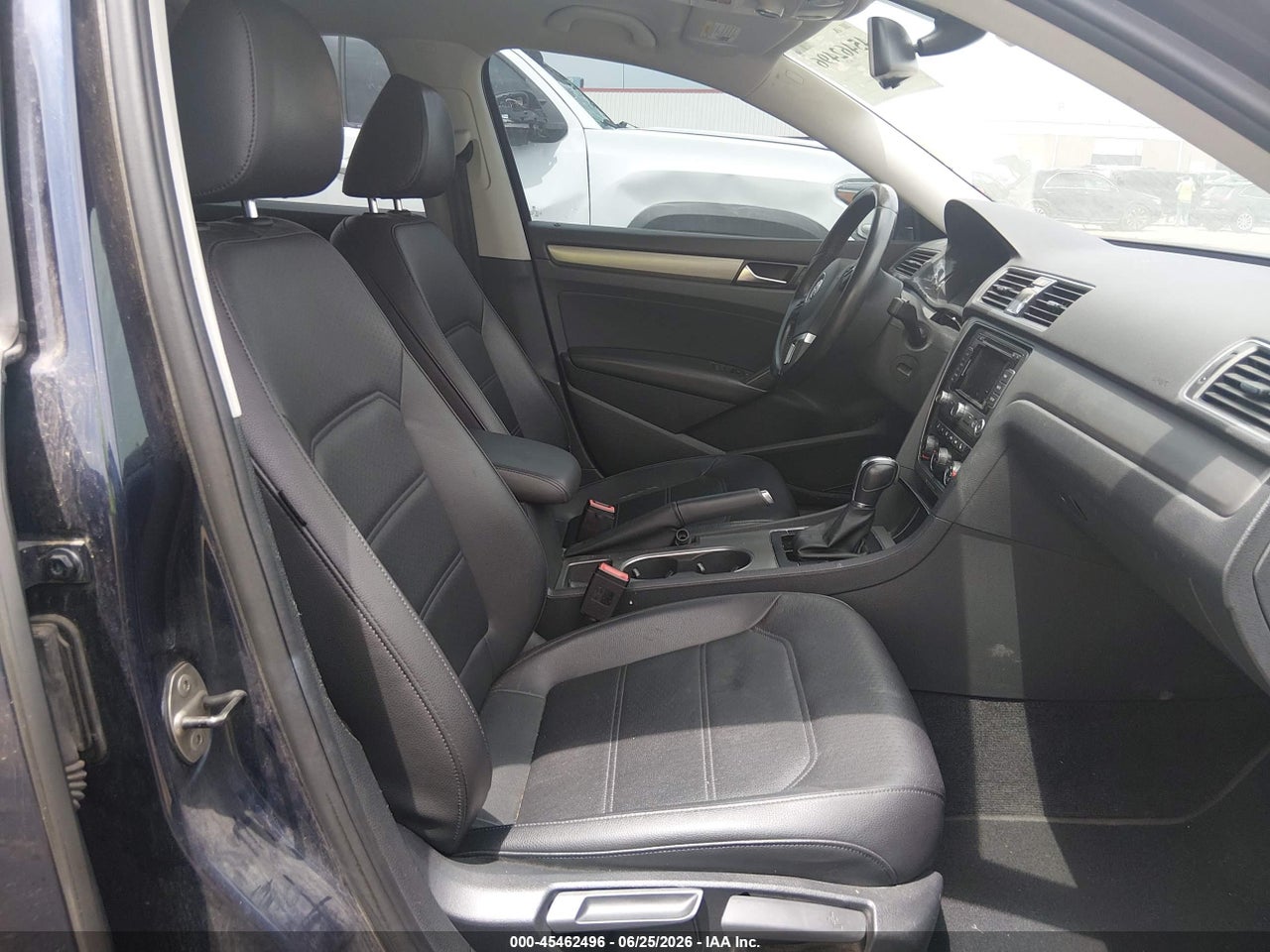 2014 VOLKSWAGEN PASSAT 2.0L TDI SE · 5/11