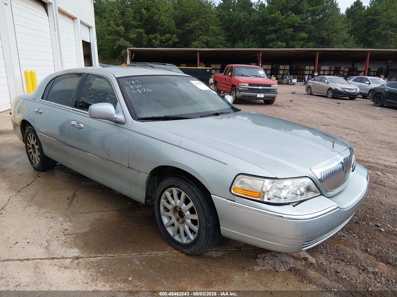 1LNHM81V67Y****** · 2007 LINCOLN TOWN CAR SIGNATURE