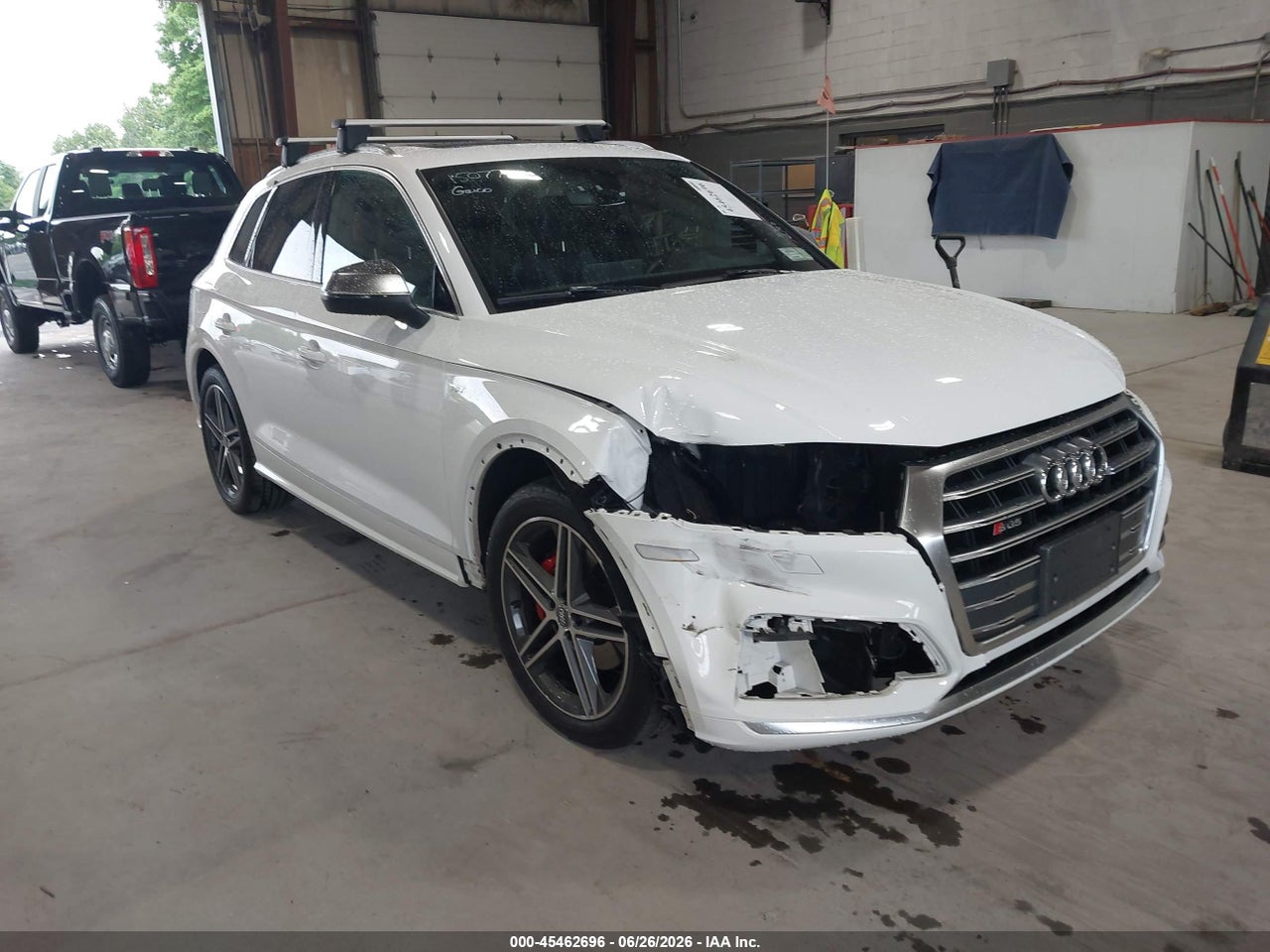 WA1A4AFY9J2****** · 2018 AUDI SQ5 3.0T PREMIUM PLUS