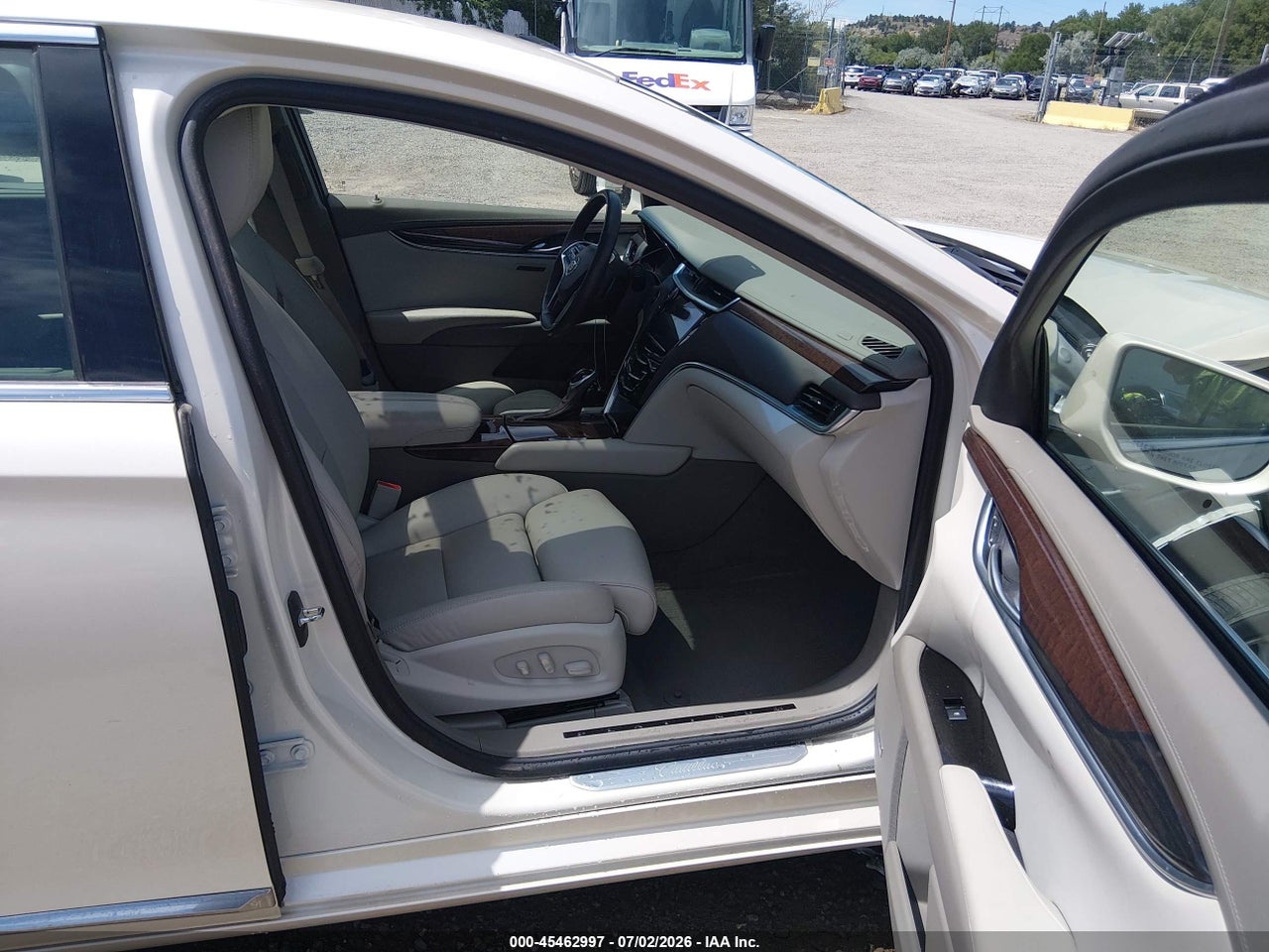 2013 CADILLAC XTS PLATINUM · 5/11