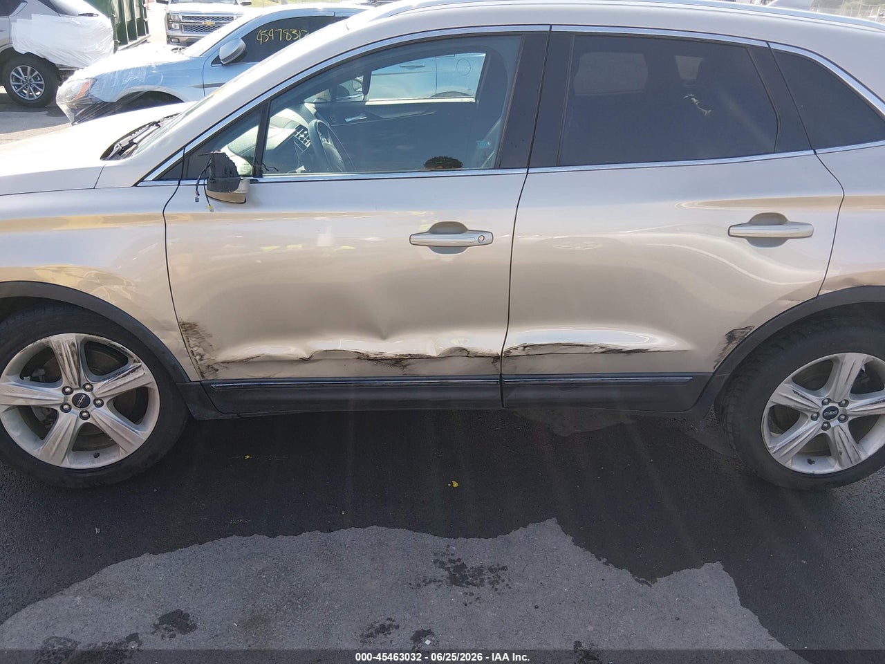 2017 LINCOLN MKC PREMIERE · 6/10