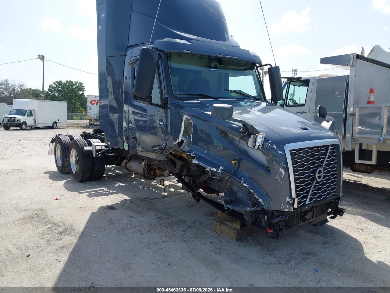 4V4NC9UG4NN****** · 2022 VOLVO VNL