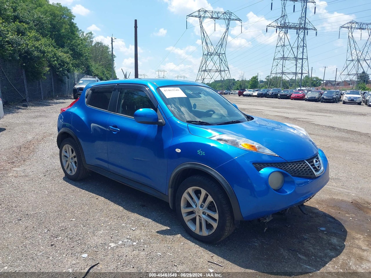 JN8AF5MV0BT****** · 2011 NISSAN JUKE SL