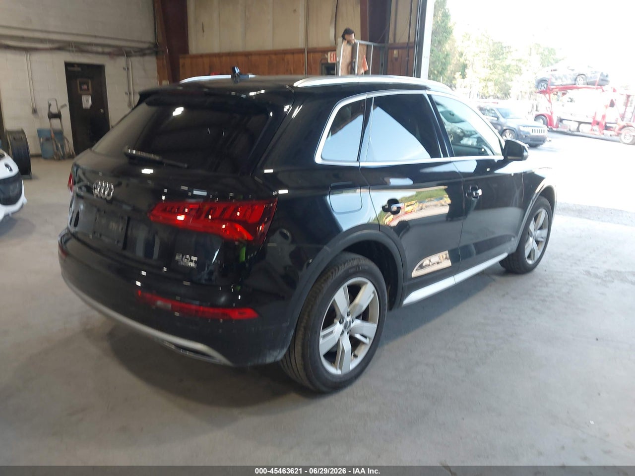 2018 AUDI Q5 2.0T PREMIUM/2.0T TECH PREMIUM · 4/11
