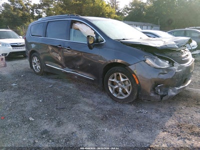 2C4RC1GG3HR****** · 2017 CHRYSLER PACIFICA LIMITED