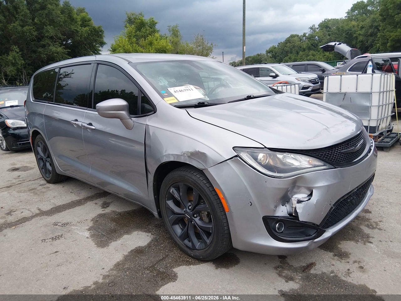 2020 CHRYSLER PACIFICA TOURING
