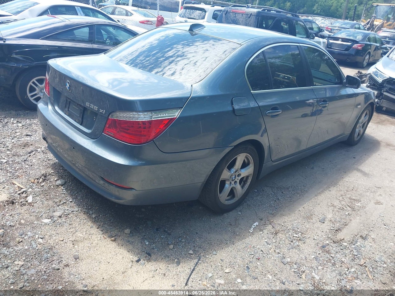 2008 BMW 535XI   · 4/11