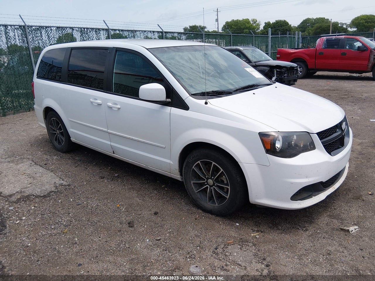 2C4RDGBG6GR****** · 2016 DODGE GRAND CARAVAN SE PLUS