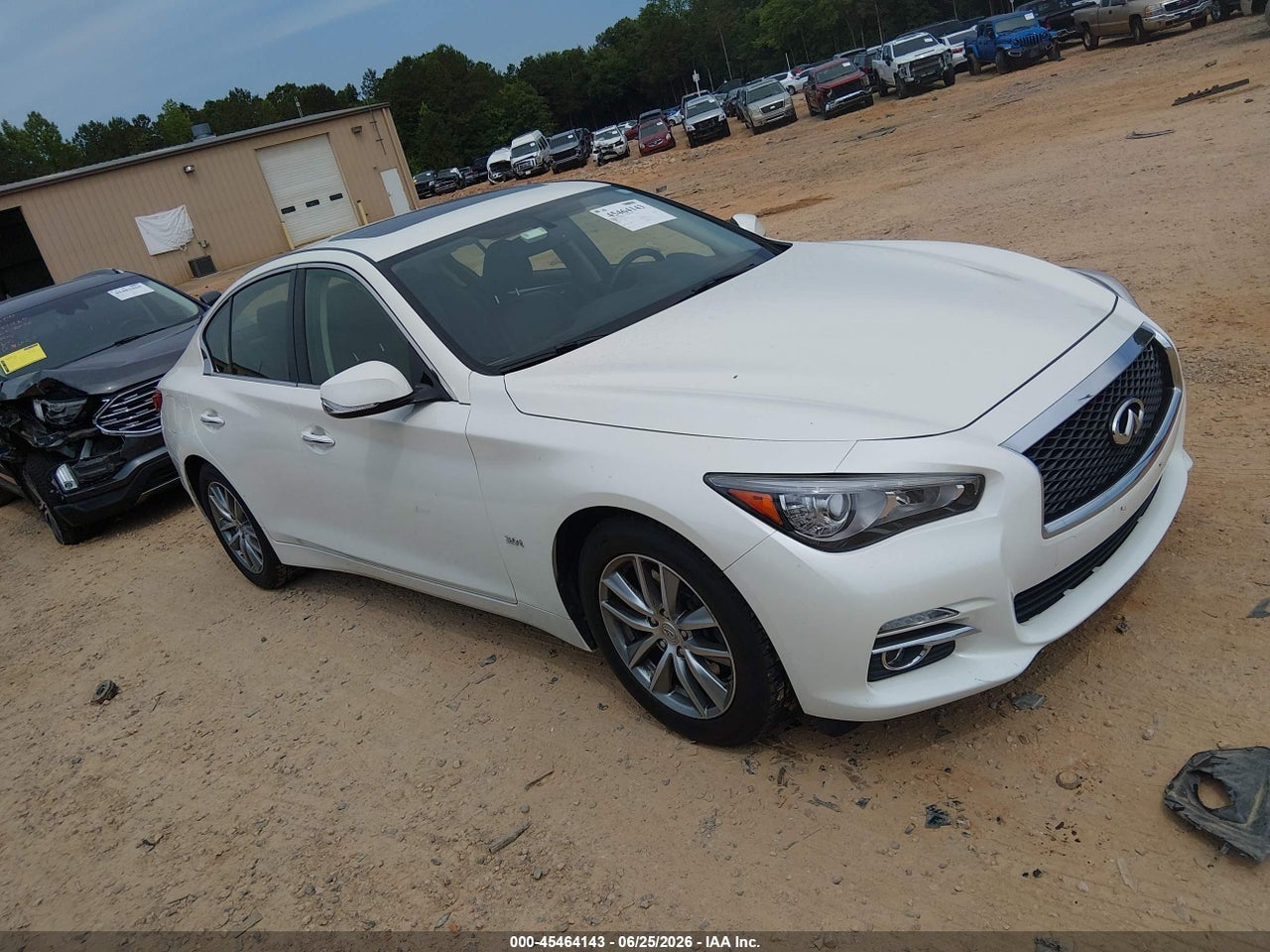 JN1EV7AR1GM****** · 2016 INFINITI Q50 3.0T PREMIUM