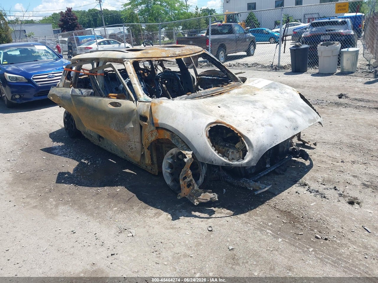 WMWLU1C59H2****** · 2017 MINI CLUBMAN COOPER