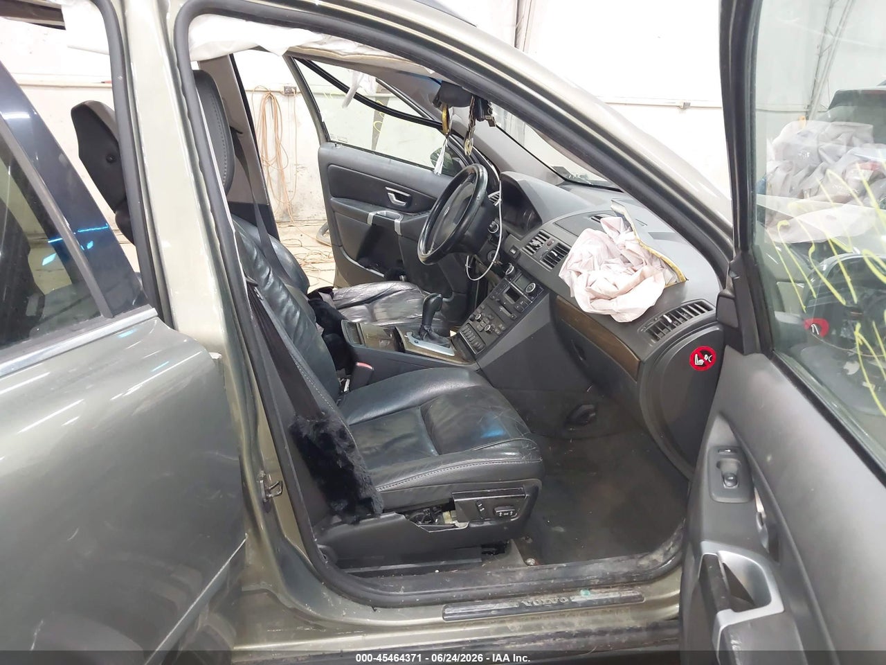2010 VOLVO XC90 3.2 · 5/11