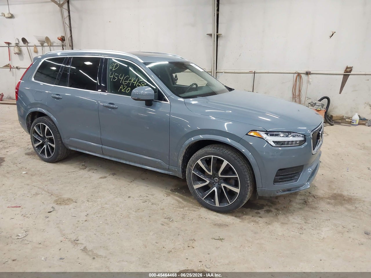 YV4A22PK7L1****** · 2020 VOLVO XC90 T6 MOMENTUM 7 PASSENGER