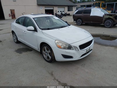 2012 VOLVO S60 T5/T5 W/MOONROOF