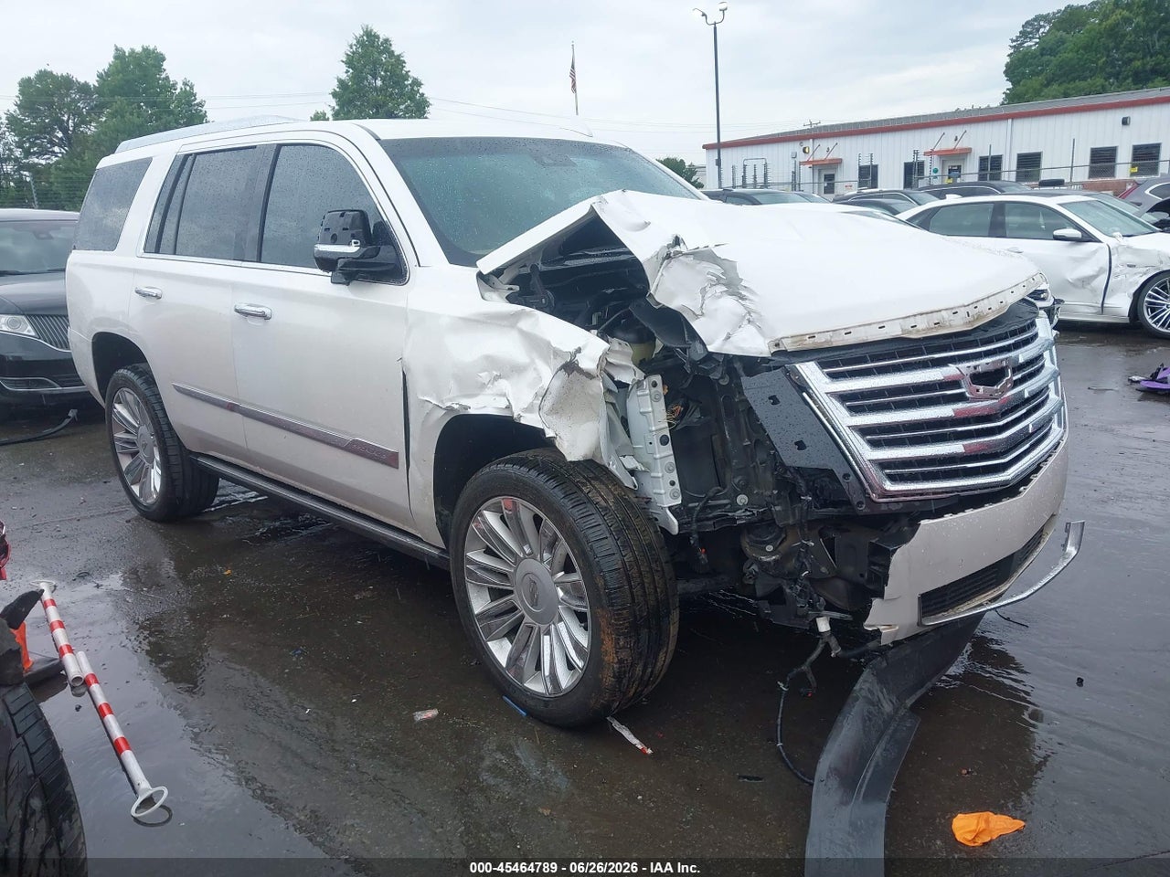 1GYS4DKJ1HR****** · 2017 CADILLAC ESCALADE PLATINUM