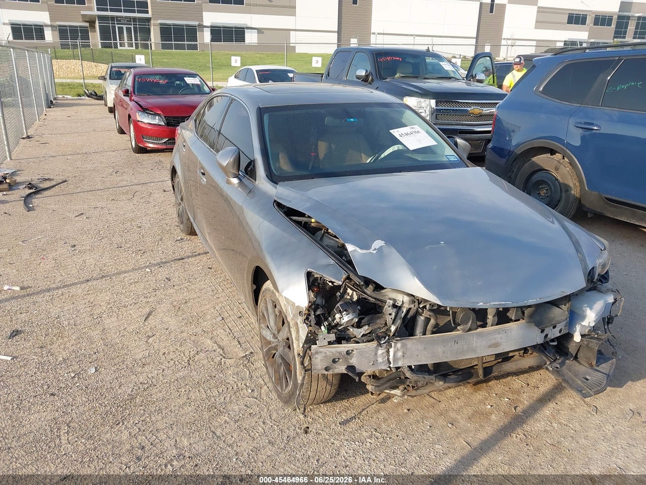JTHBA1D23G5****** · 2016 LEXUS IS 200T