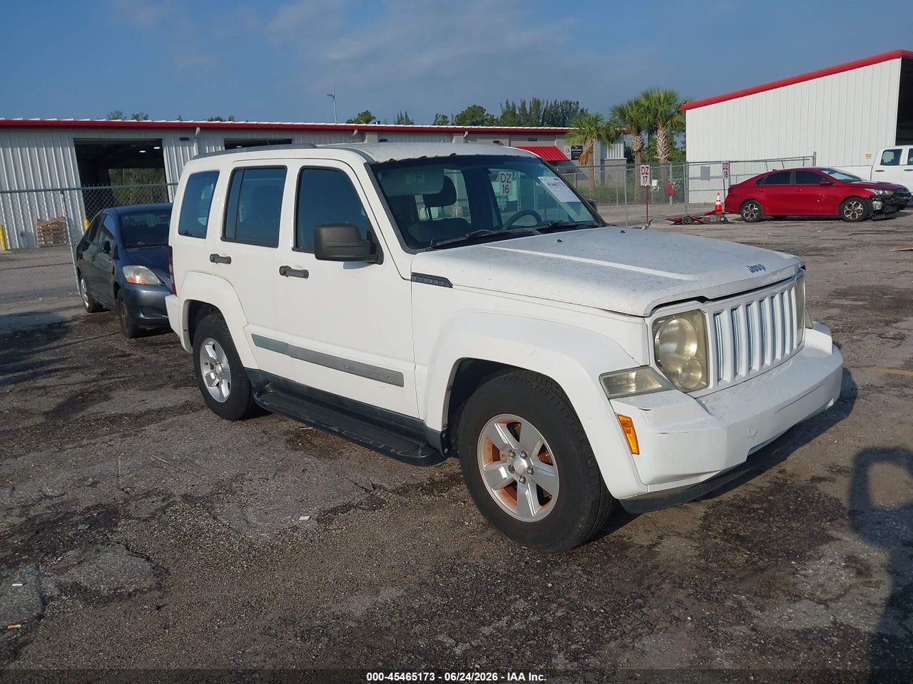 1J4PP2GKXAW****** · 2010 JEEP LIBERTY SPORT