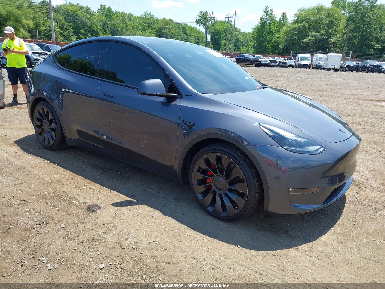 7SAYGDEF4PF****** · 2023 TESLA MODEL Y PERFORMANCE DUAL MOTOR ALL-WHEEL DRIVE