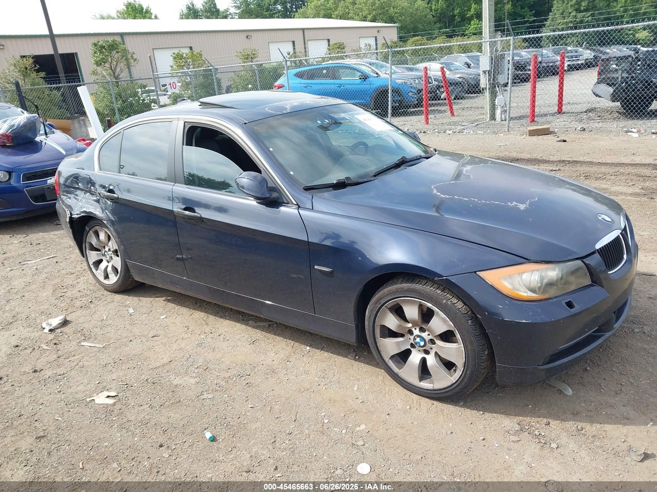 WBAVD33576K****** · 2006 BMW 330XI