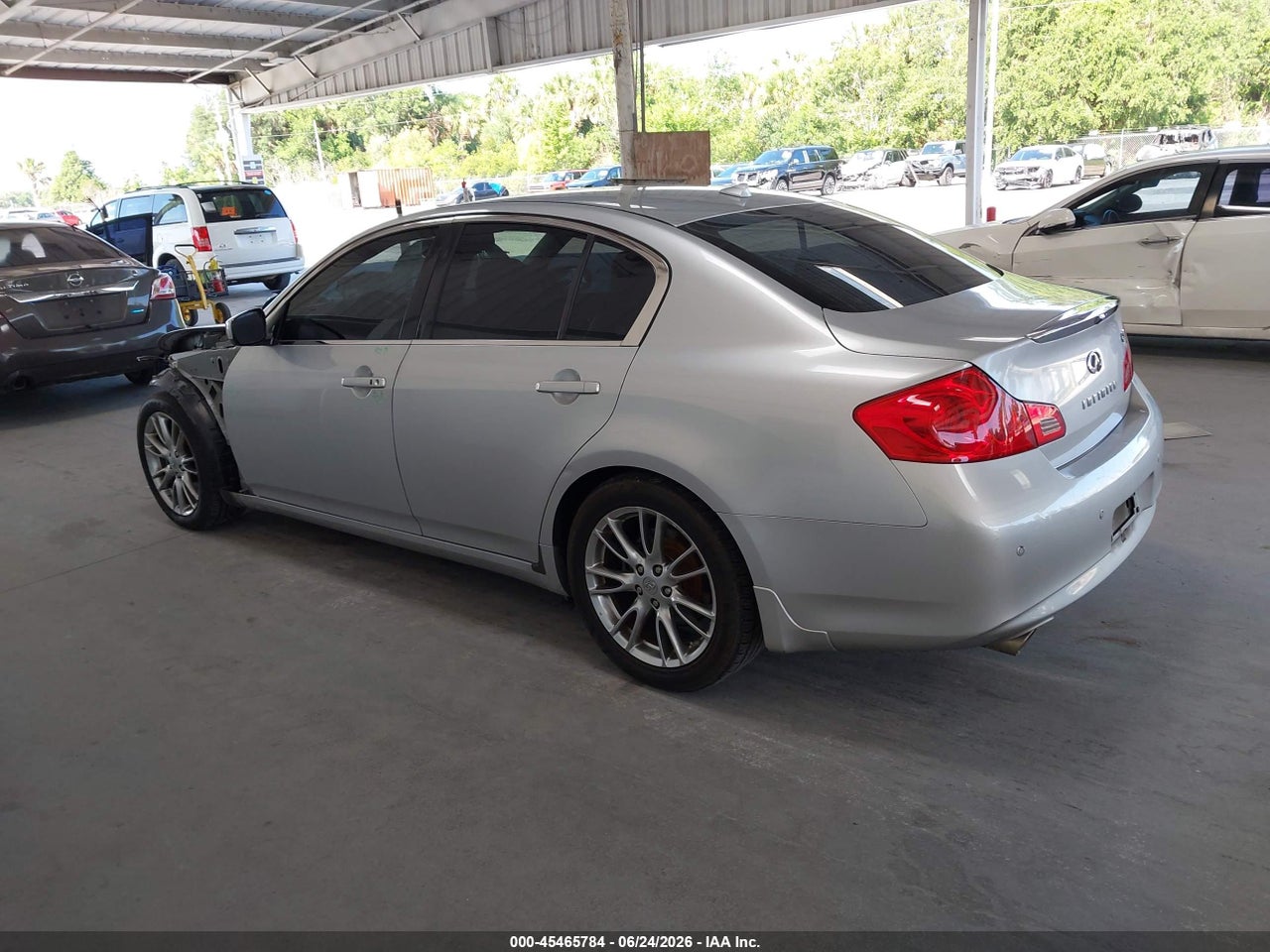 2011 INFINITI G37 JOURNEY · 3/11