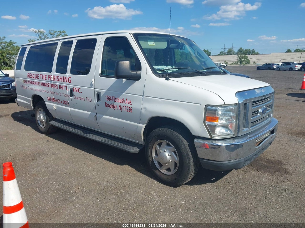 1FBSS3BL9BD****** · 2011 FORD E-350 SUPER DUTY XLT