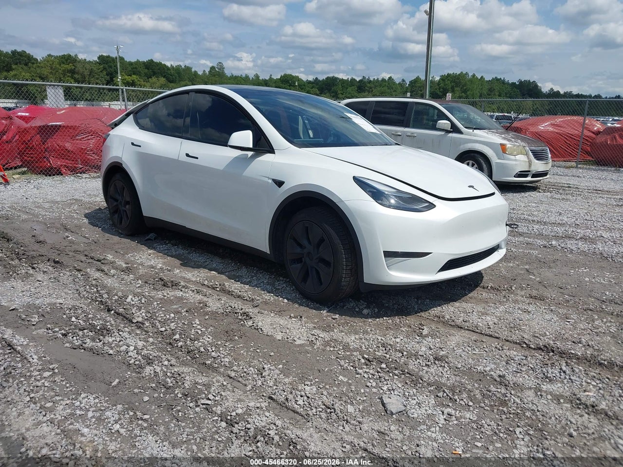 7SAYGDED0RA****** · 2024 TESLA MODEL Y LONG RANGE SINGLE MOTOR REAR-WHEEL DRIVE/RWD