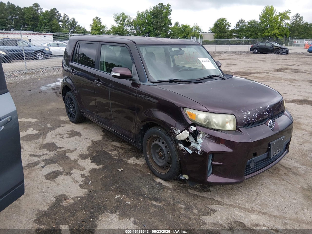 JTLZE4FE8B1****** · 2011 SCION XB