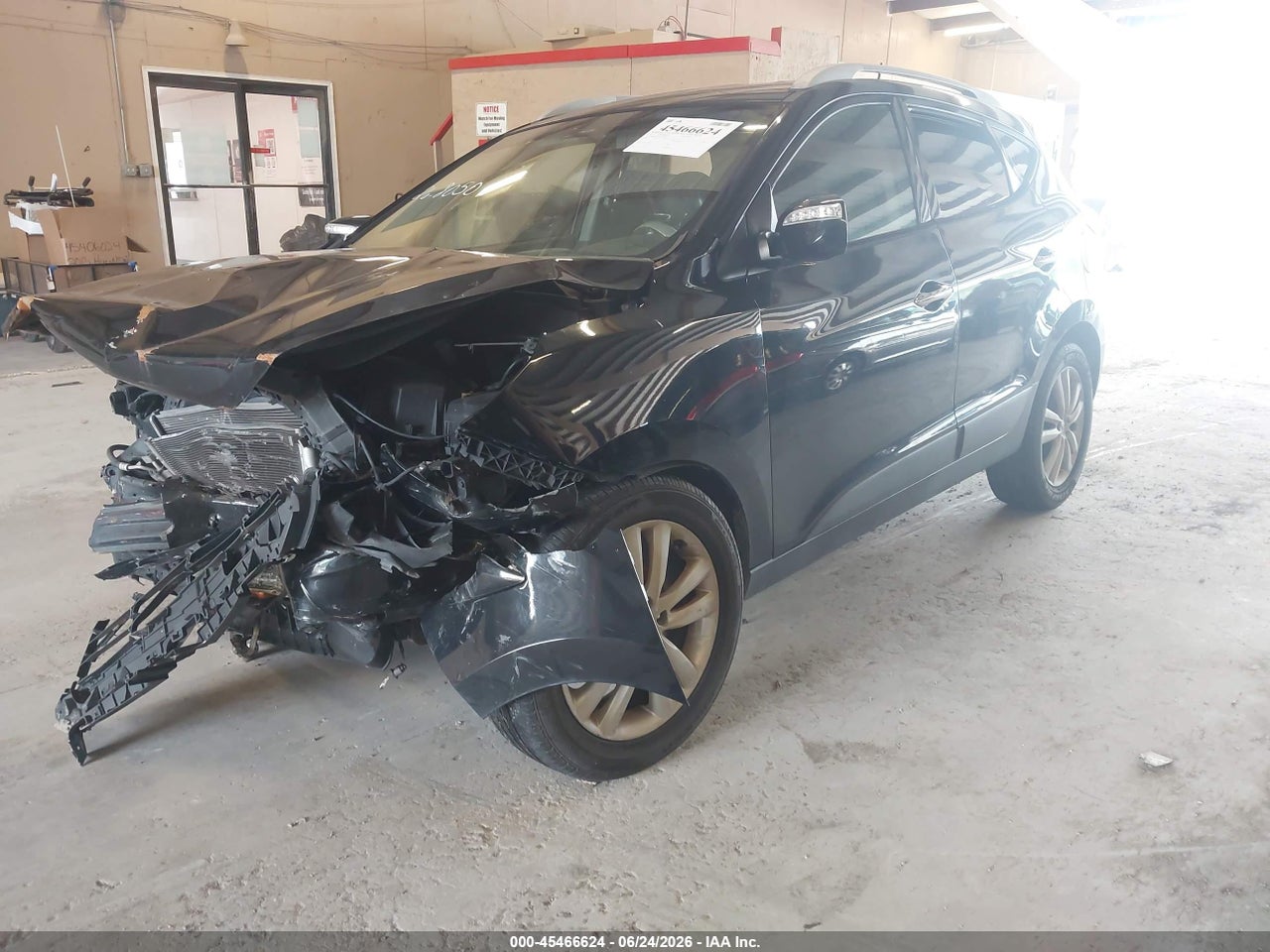 2011 HYUNDAI TUCSON LIMITED · 2/11