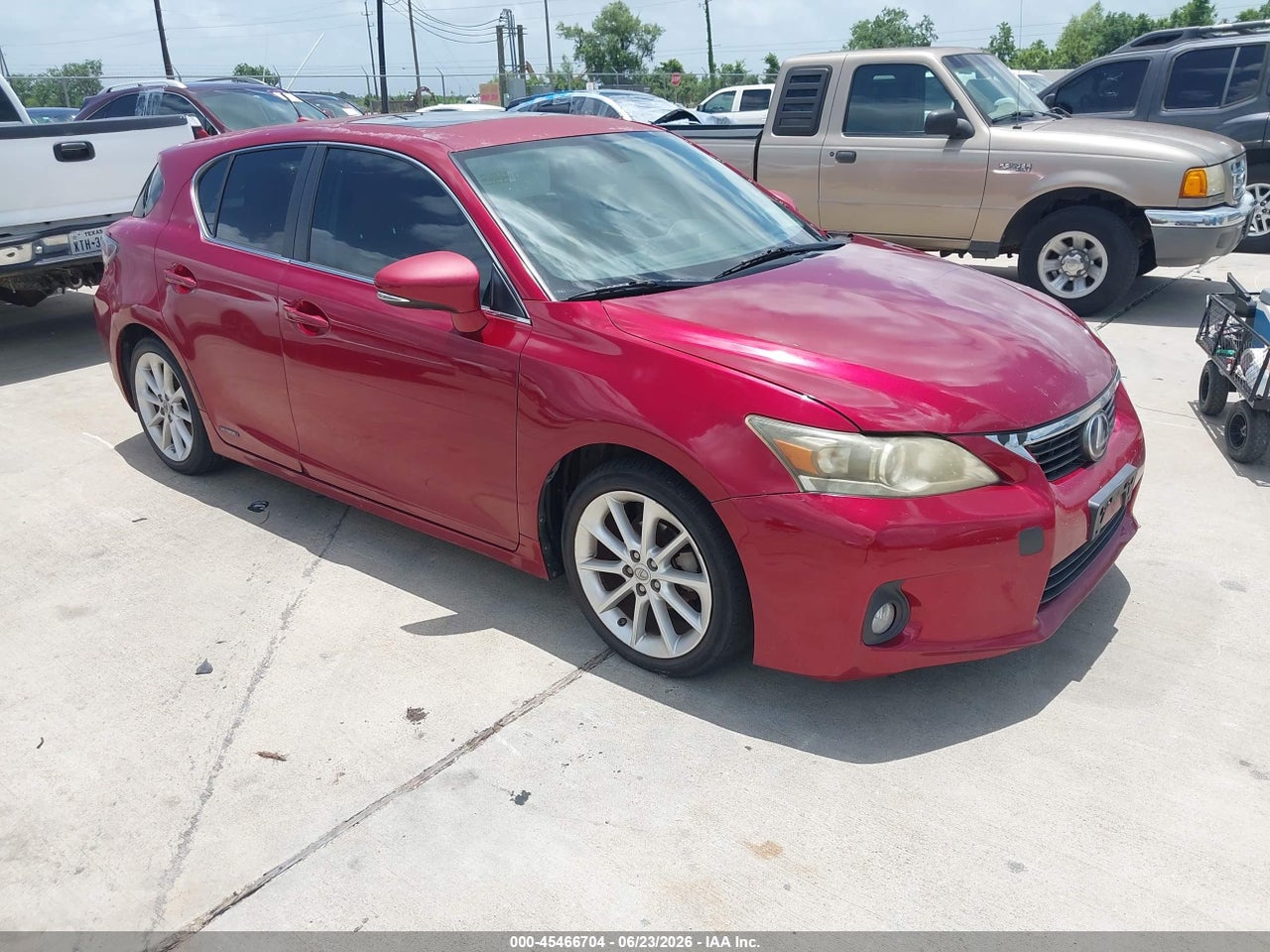 JTHKD5BH4D2****** · 2013 LEXUS CT 200H