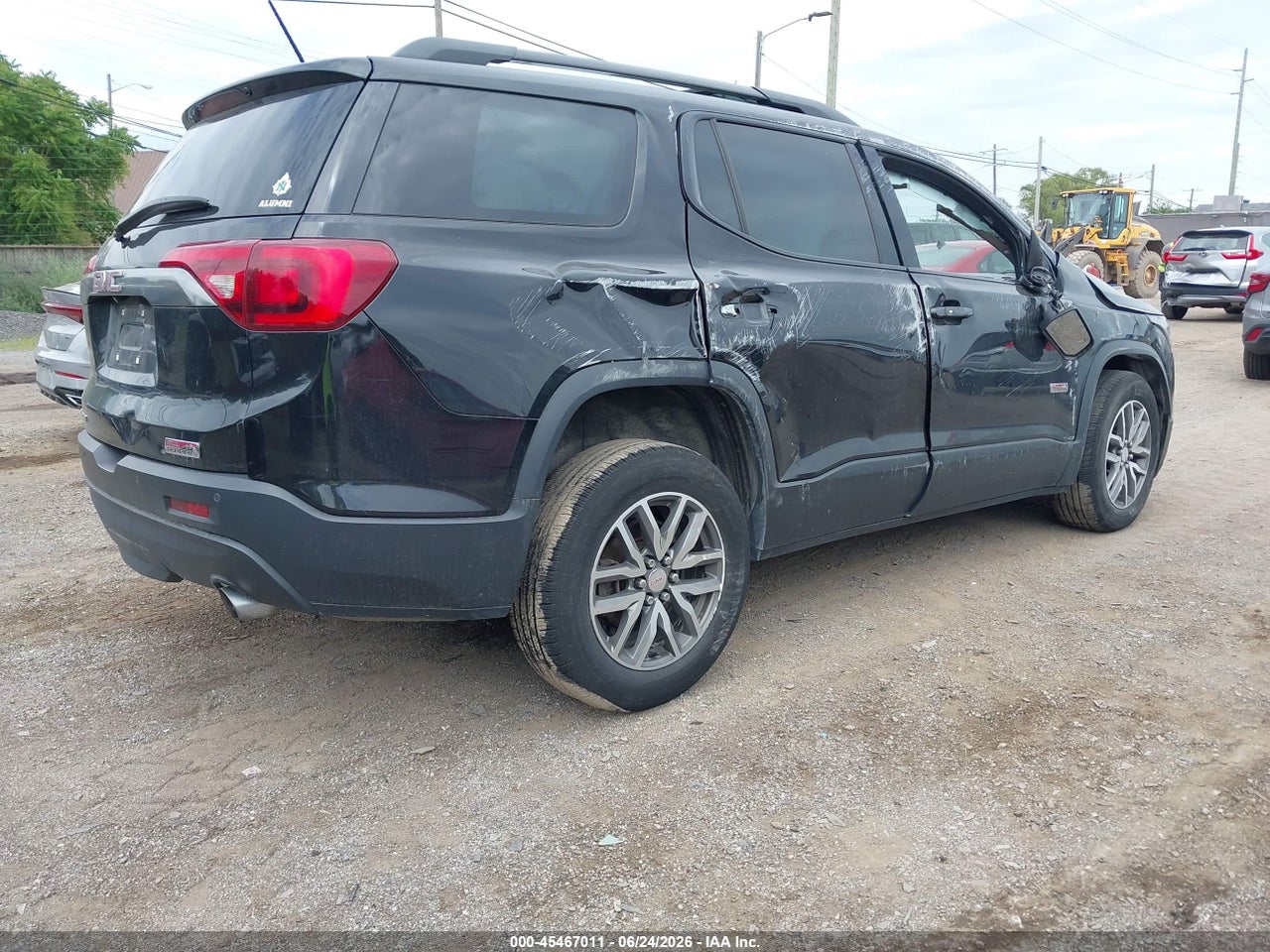 2017 GMC ACADIA SLE-2 · 4/11