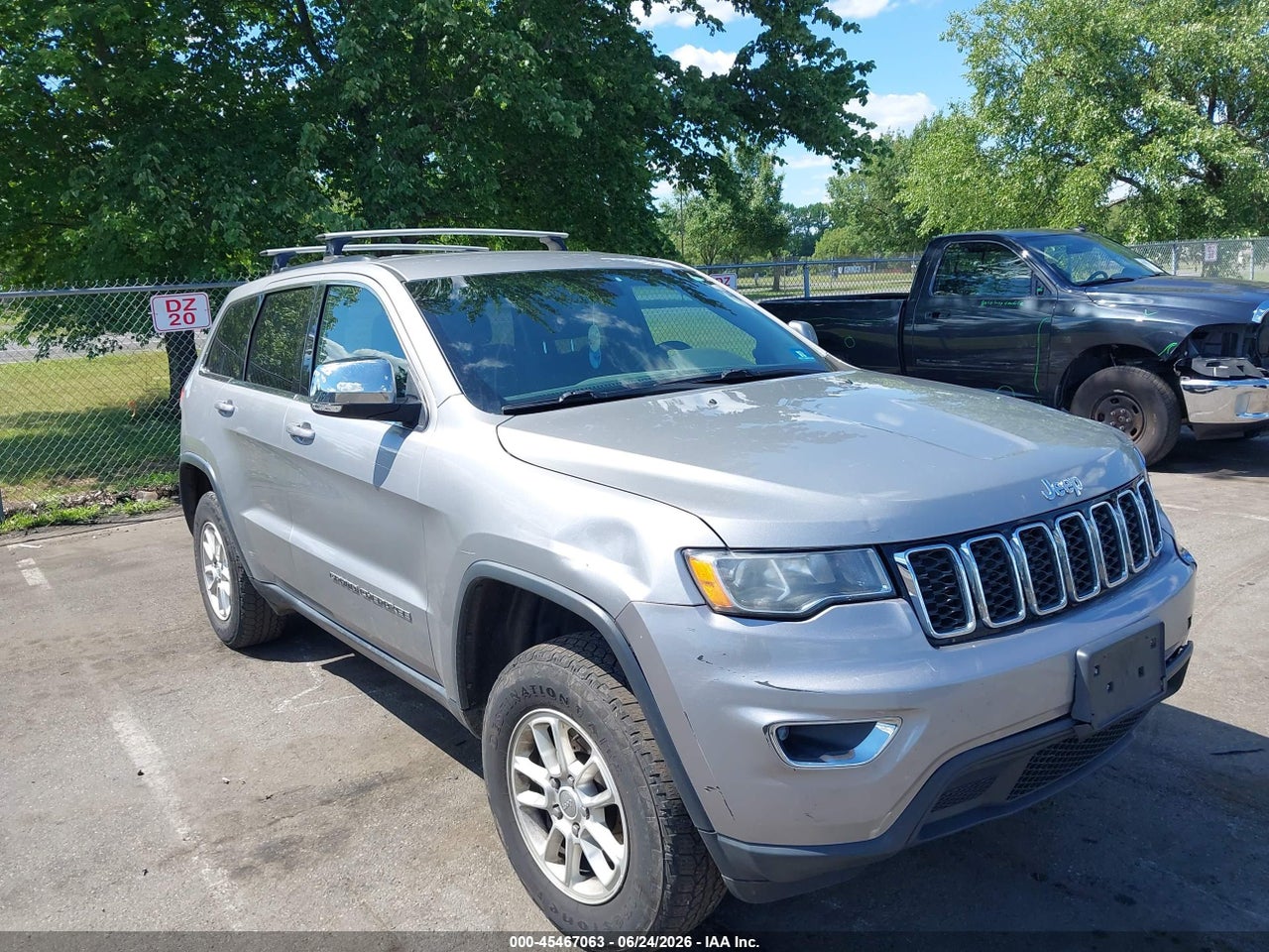 1C4RJFAGXJC****** · 2018 JEEP GRAND CHEROKEE LAREDO 4X4