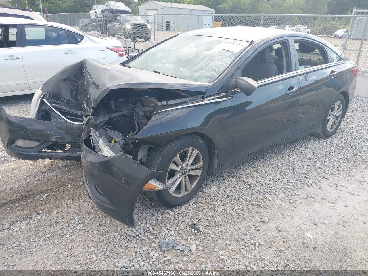 2011 HYUNDAI SONATA GLS · 2/11