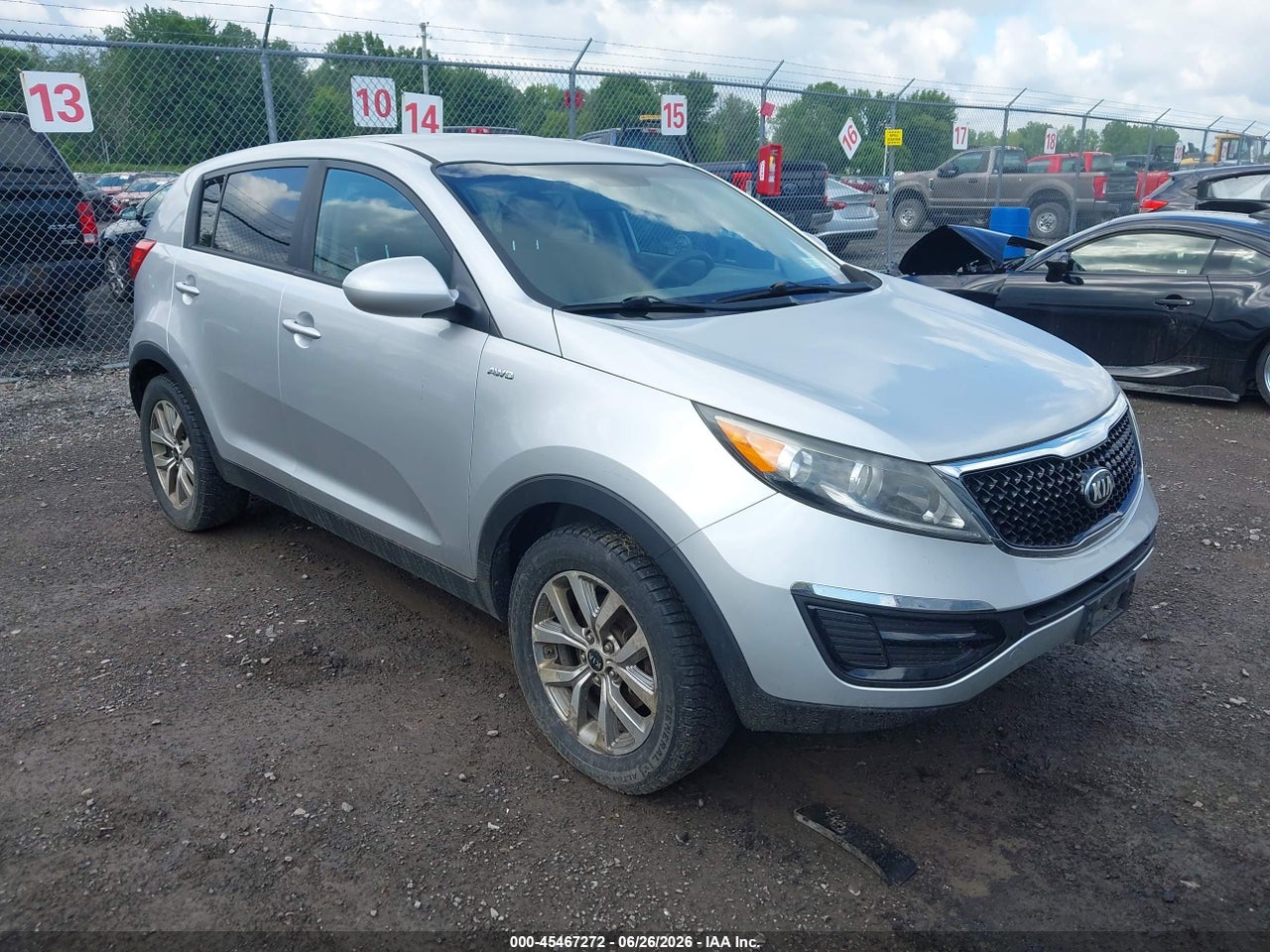 KNDPBCAC2G7****** · 2016 KIA SPORTAGE LX