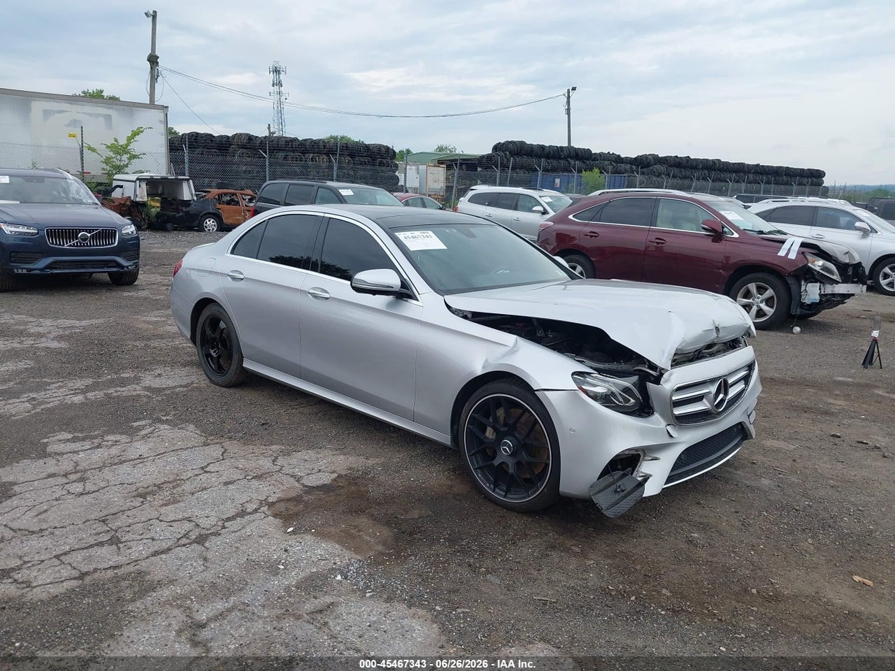 WDDZF4KB1KA****** · 2019 MERCEDES-BENZ E 300 4MATIC