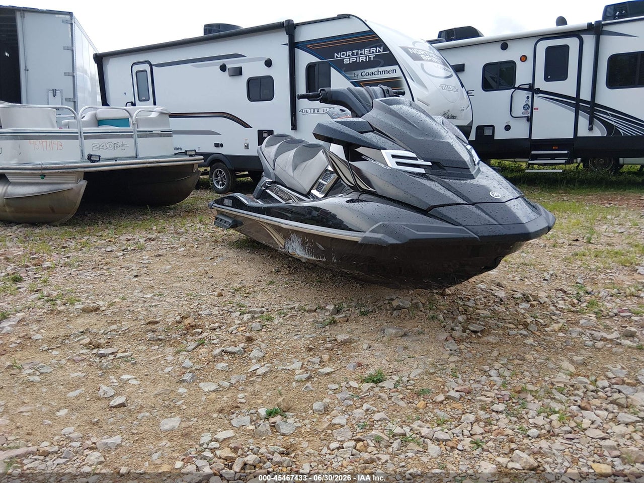 YAMA41****** · 2015 YAMAHA PERSONAL WATERCRAFT
