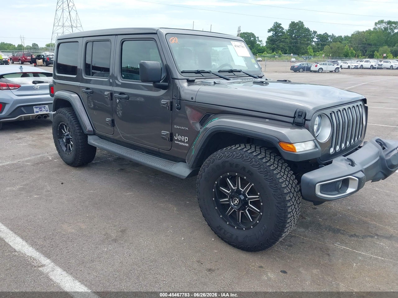 1C4HJXEN3KW****** · 2019 JEEP WRANGLER UNLIMITED SAHARA 4X4