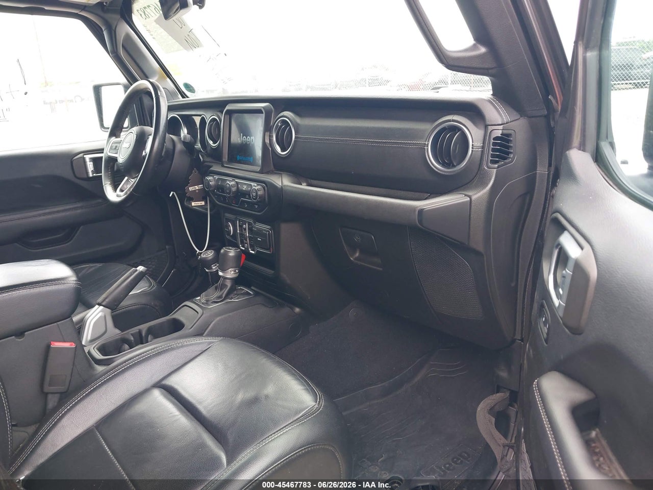 2019 JEEP WRANGLER UNLIMITED SAHARA 4X4 · 5/11
